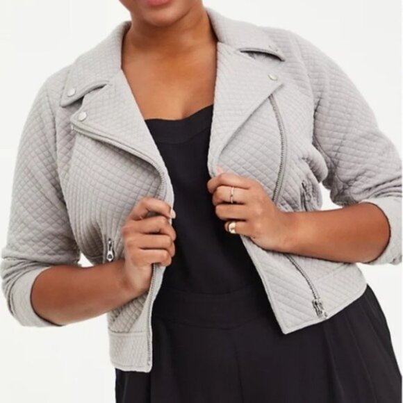 Torrid Size 6-6X Gray Pebble Quilted Knit Moto Jacket - Picture 1 of 8